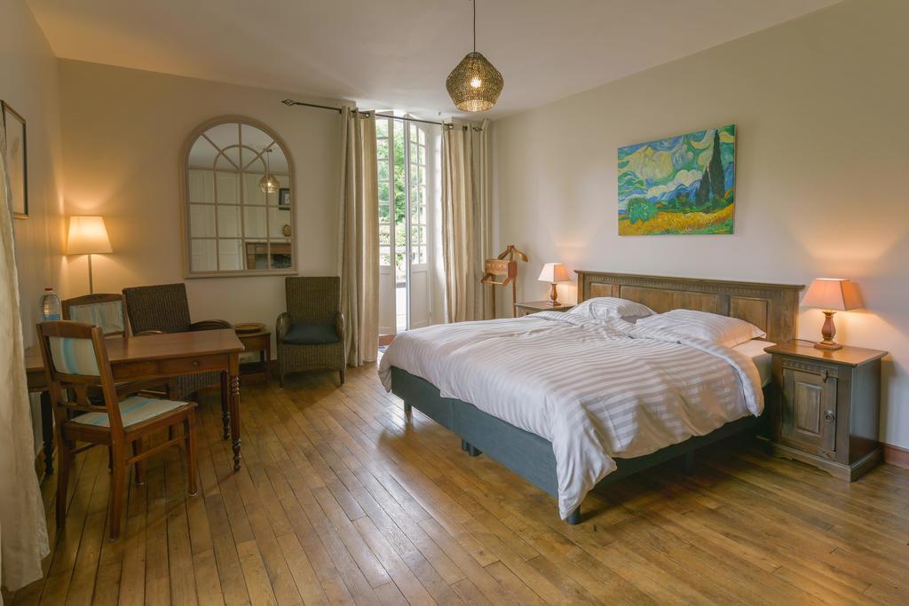 Le Prieure Bed & Breakfast